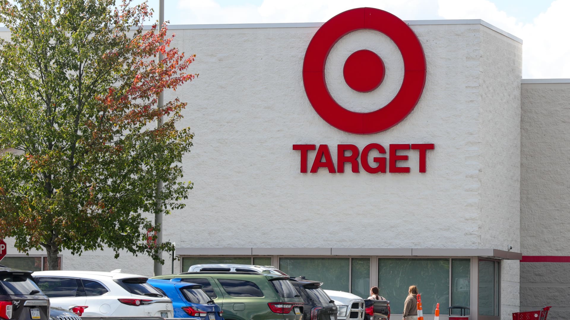 Target's Earnings Showdown: A Make-or-Break Holiday Season Strategy