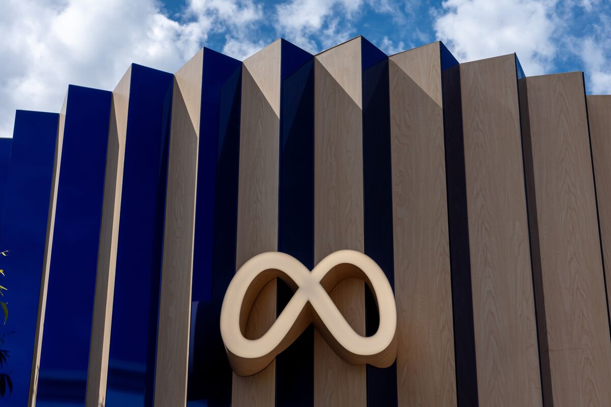 Meta's Historic Legal Victory Shields Instagram and WhatsApp from Breakup Threat