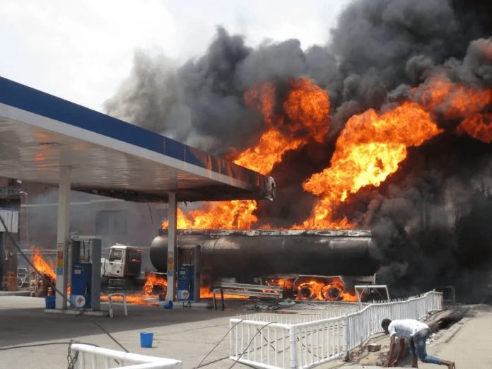 BREAKING: Major gas explosion in Ibadan. Many feared dead